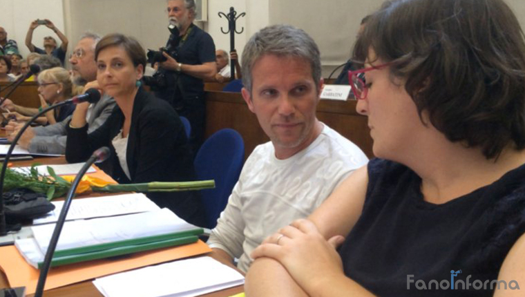 I consiglieri comunali di Fano a 5 Stelle Marta Ruggeri, Hadar Omiccioli, Roberta Ansuini