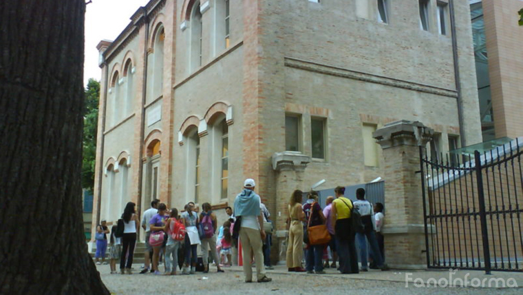 La mediateca Memo Montanari in piazza Amiani a Fano