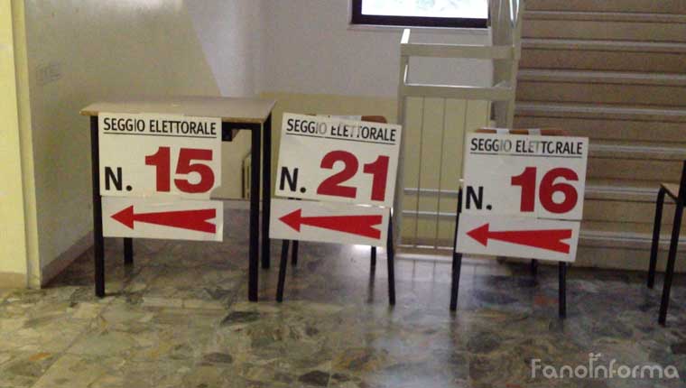 i seggi elettorali per il voto a Fano