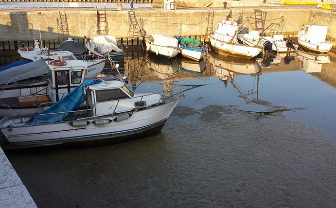 Porto di Fano con il problema del dragaggio