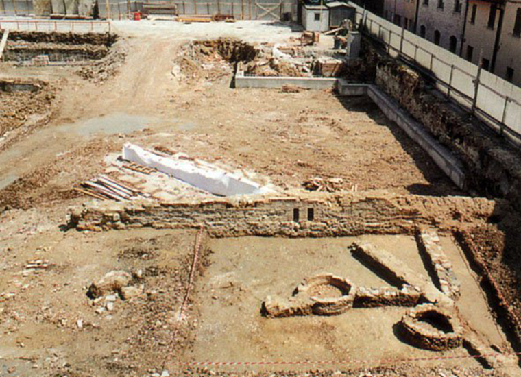 I resti dell'anfiteatro romano