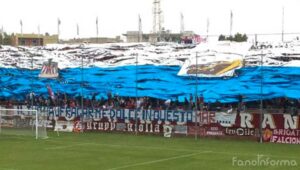 La curva granata in occasione del derby allo stadio Mancini tra Alma Juventus Fano e Vis Pesaro