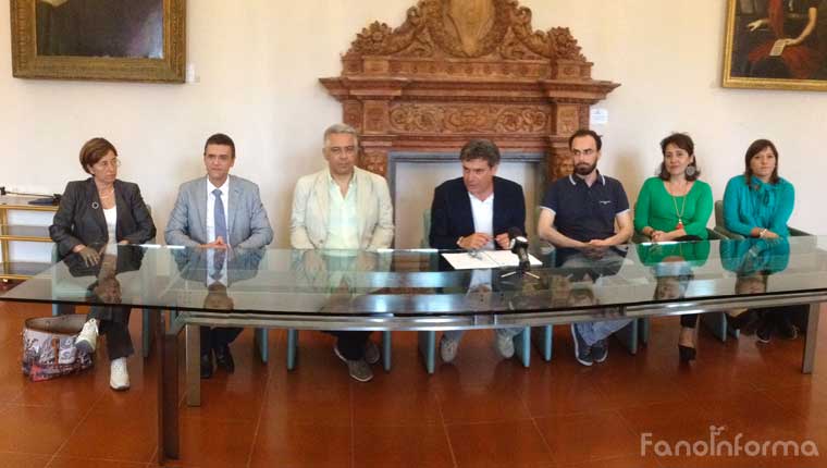 La giunta guidata dal sindaco Massimo Seri del Comune di Fano