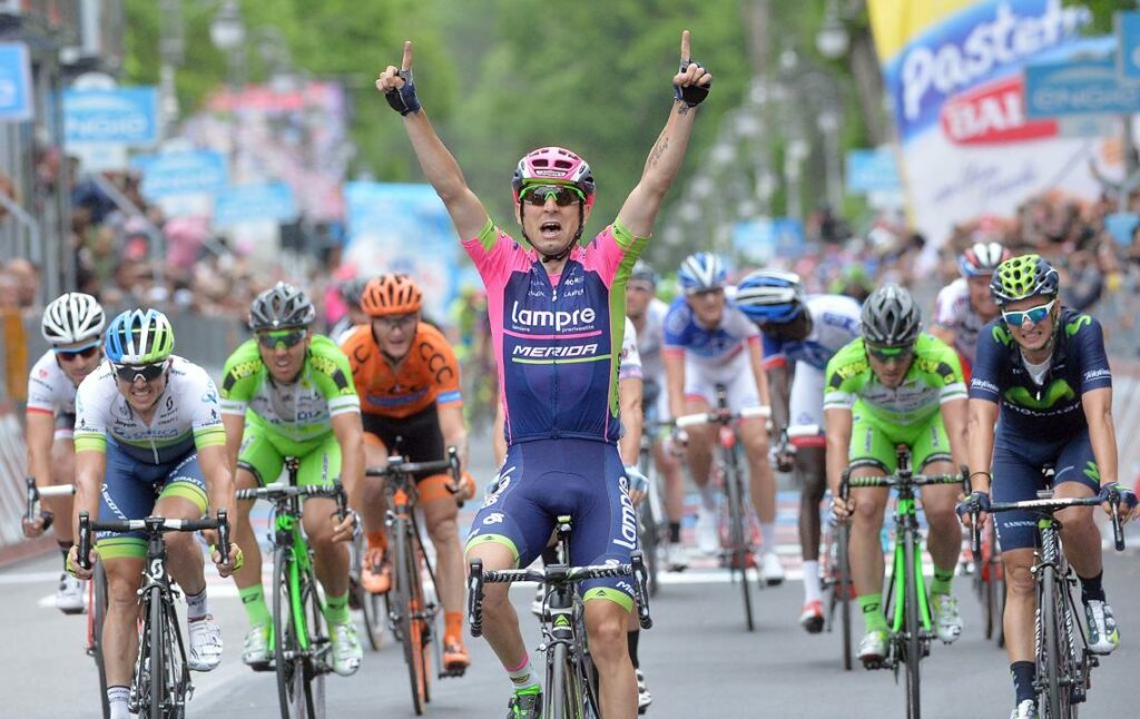 Giro d'Italia (foto tratta dal sito www.gazzetta.it)Giro d'Italia (foto tratta dal sito www.gazzetta.it)
