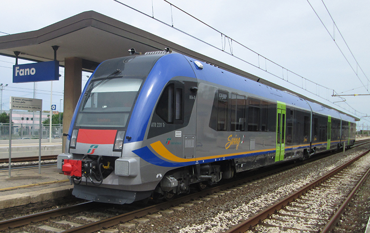 Swing, il treno che è transitato anche alla ferrovia di Fano