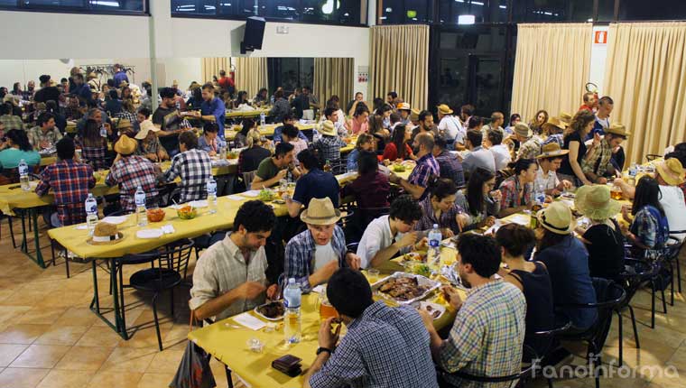 La cena contadina che si è svolta ieri al Falcineto Park nell'ambito della Festa della Mietitura