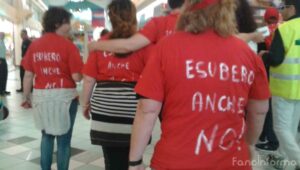 "Esuberi anche no", lo slogan della protesta dei dipendenti dell'Auchan Fano