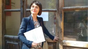 Paola Giovanelli, promotrice della raccolta "Salviamo l'estate alla Corte Malatestiana" di Fano