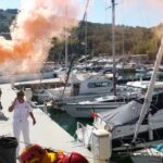 L'esercitazione antincendio e antinquinamento delle forze dell'ordine al porticciolo turistico di Vallugola di Pesaro