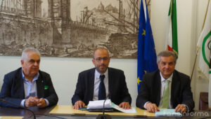 Renato Claudio Minardi (Pd) e Sandro Zaffiri (Lega nord) sono stati eletti vice presidenti del Consiglio regionale delle Marche. Nella foto insieme al presidente Antonio Mastrovincenzo