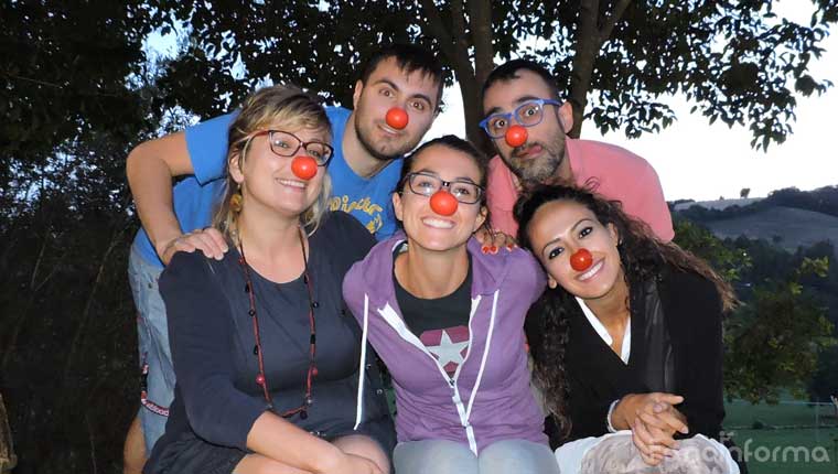 i “Clowndottori” di T'immagini Onlus di Pesaro: Claudia (Klod) Campagna , Marco Coccioli, Giovanni Zappacosta, Ibtissam Mouhsine, Ginevra Montanari