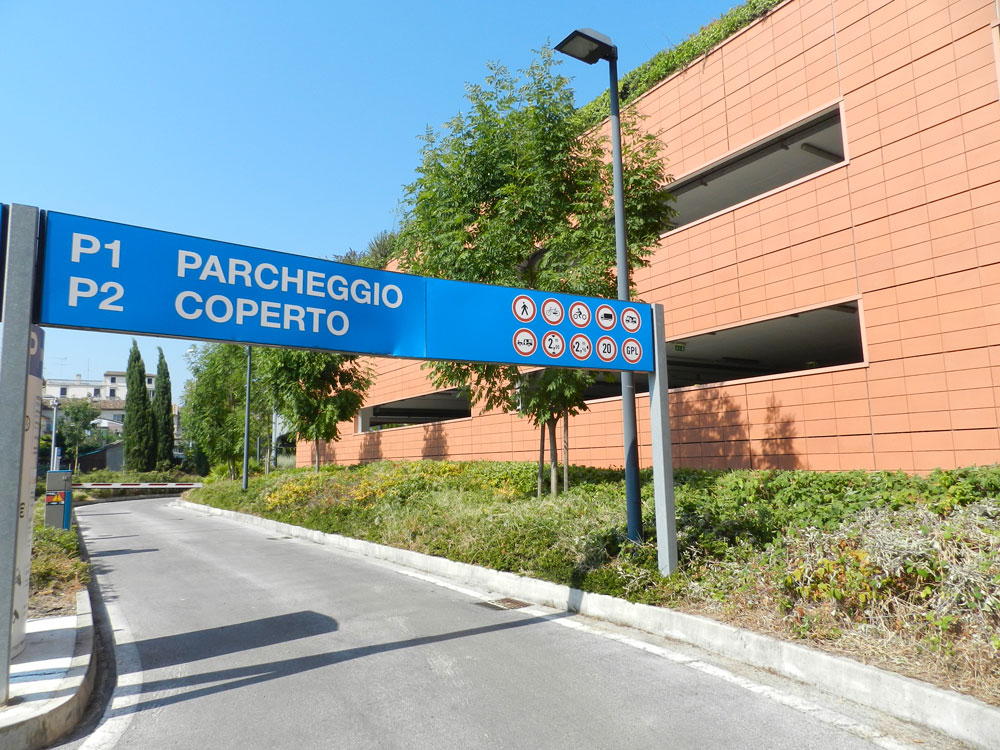 Il Parcheggio Vanvitelli di Fano