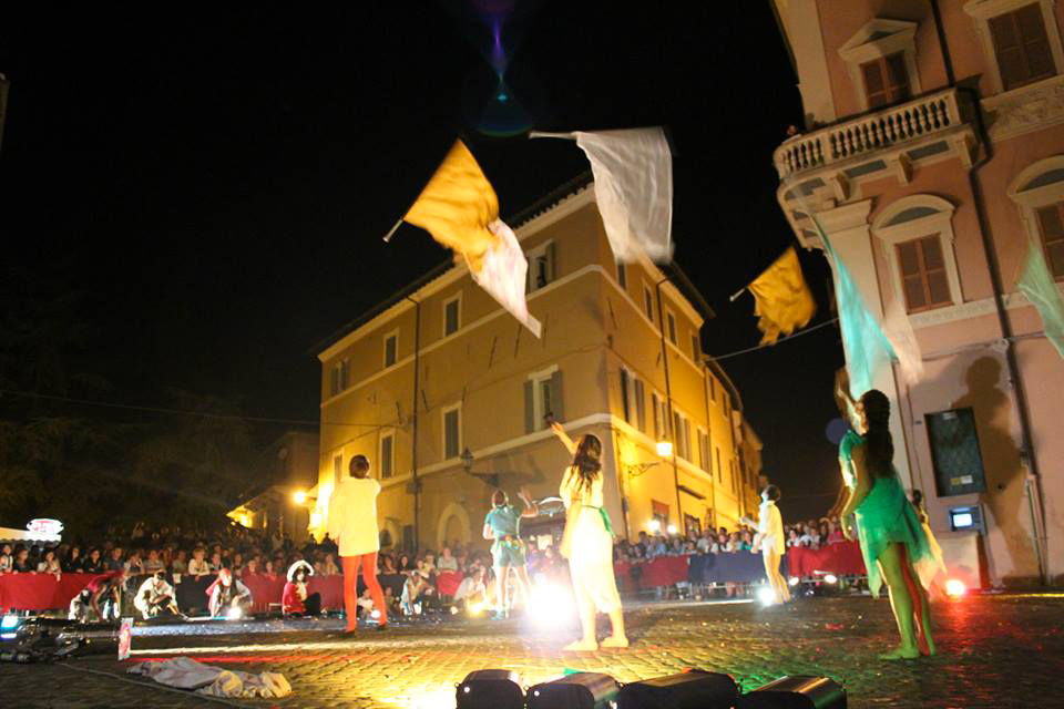 serata medioevale a pergola