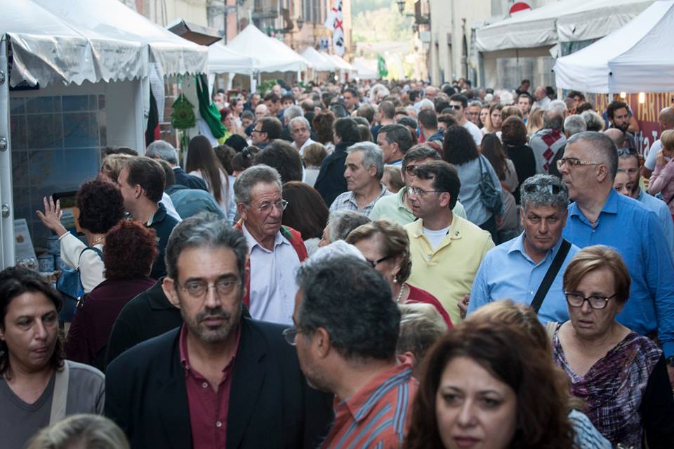 fiera-pergola-tartufo-2014