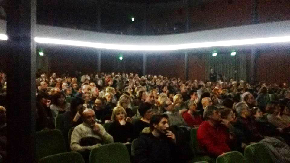 cinema pieno