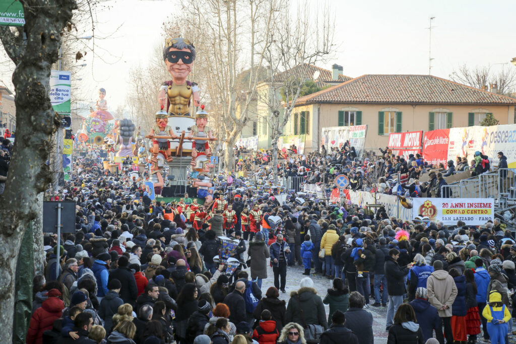 Il-Pupo-'Re-Carnevale-alla-Fano-dei-Cesari'-Ph@ObiettivoFoto