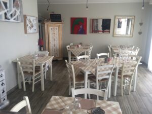 Gli interni di Metropizza