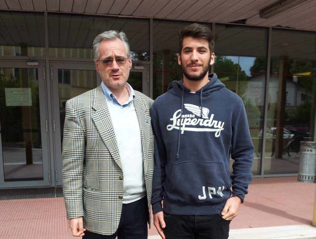 Il preside del Torelli Giombi con lo studente Filippo Orazi