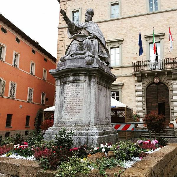 piazza-umberto-I Sant'Angelo in Vado