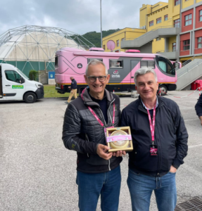 Il Direttore Commerciale di Tre Valli Coperlat Paolo Cesaretti con Luca Gialanella Capo Redattore Centrale della Gazzetta delle Sport